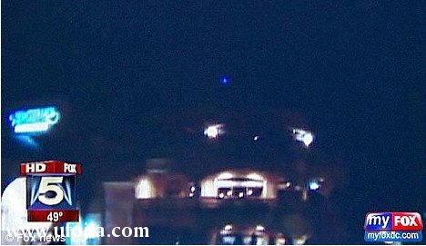 美国维吉尼亚市森特维尔区夜空出现神秘蓝光UFO，许多目击者声称亲眼目睹