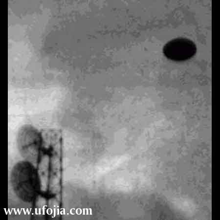老图UFO黑白图片4