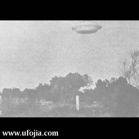 UFO黑白图片合集10