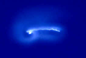 郑州人新疆拍到UFO 可能是唯一照片资料